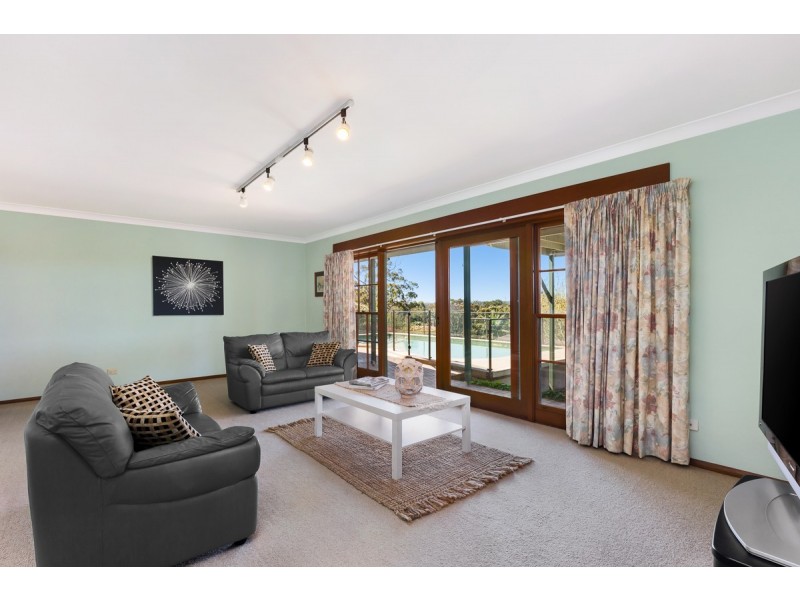 19 Walker Avenue, St Ives NSW 2075