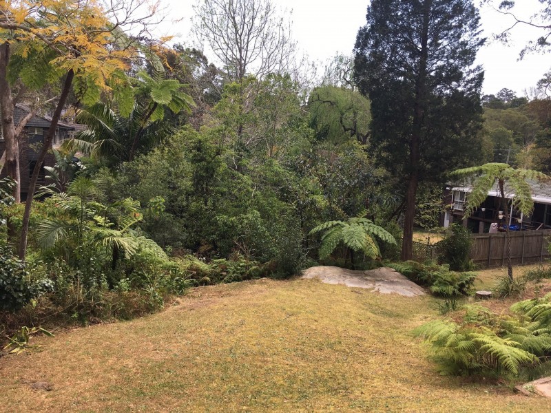 14 Woodbury Road, St Ives NSW 2075