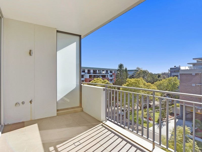 2 Sturt Place, St Ives NSW 2075