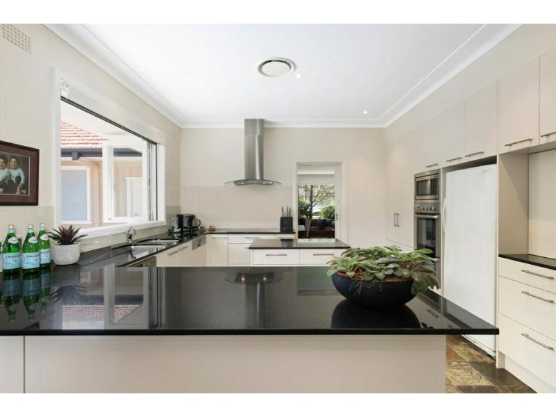 St Ives NSW 2075