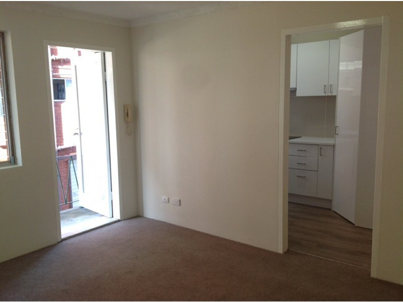 Apartment 1/3 Western Crescent, Gladesville NSW 2111