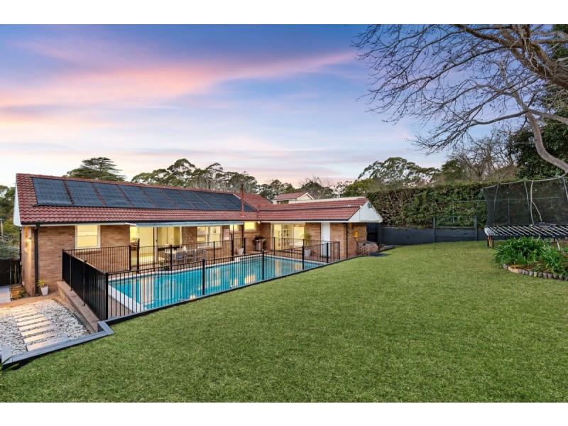 19 Dorset Drive (Off Shinfield Ave), St Ives NSW 2075