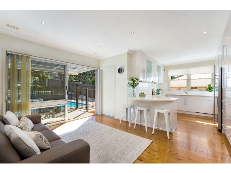 19 Dorset Drive (Off Shinfield Ave), St Ives NSW 2075