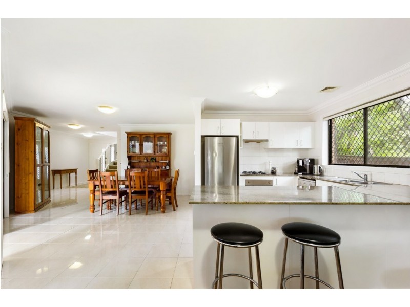 13 Eastern Arterial Road, St Ives NSW 2075