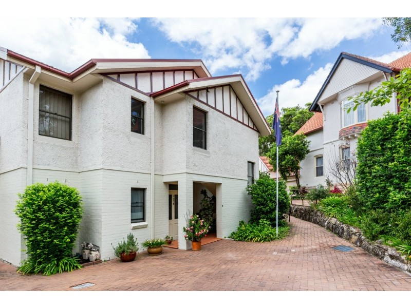 1-3 Lowther Park Avenue, Warrawee NSW 2074