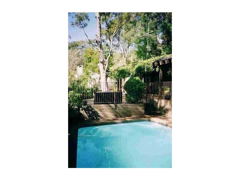 42 Cambourne Avenue, St Ives NSW 2075