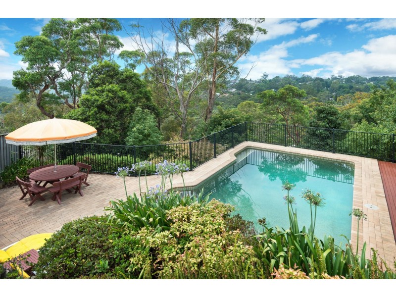 27 Walker Avenue, St Ives NSW 2075