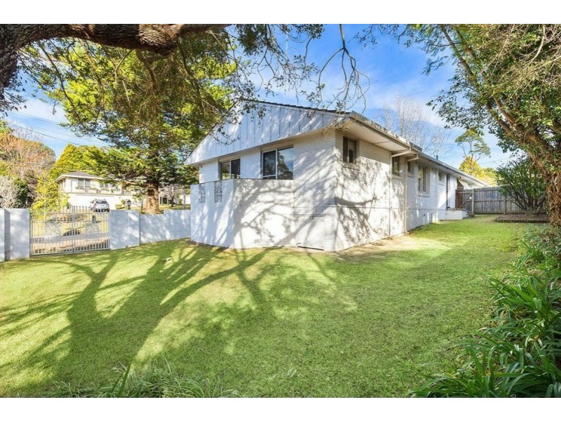 16 Aronia Avenue, St Ives NSW 2075