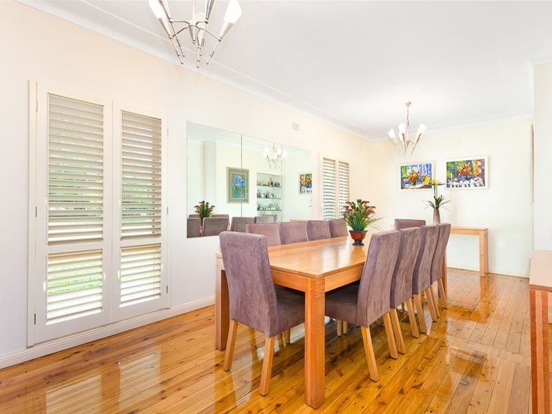 76 Woodbury Road (East Side), St Ives NSW 2075