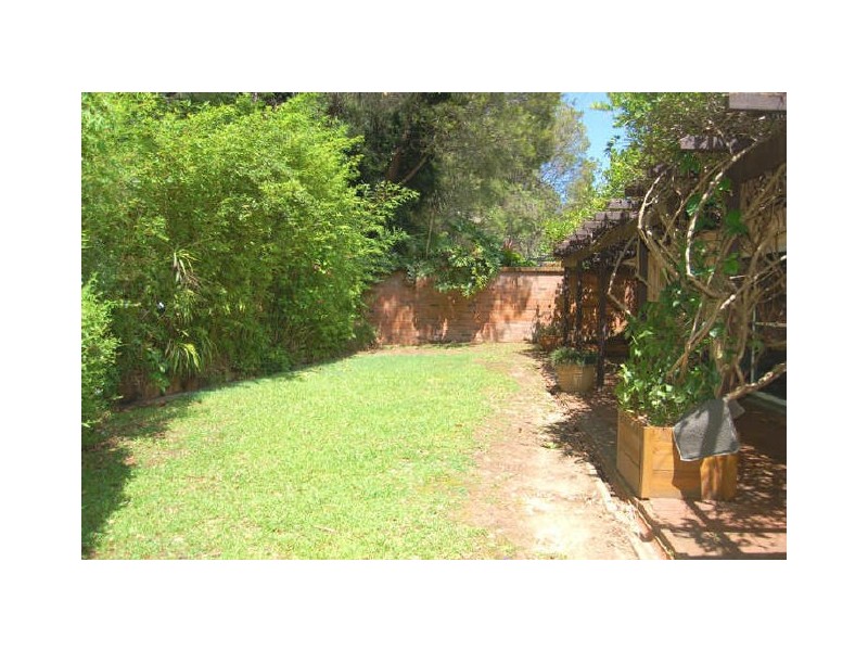 11 Gould Avenue, St Ives NSW 2075