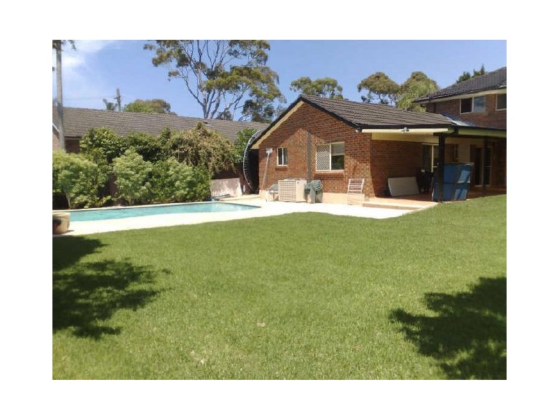 12 Hume Avenue, St Ives NSW 2075