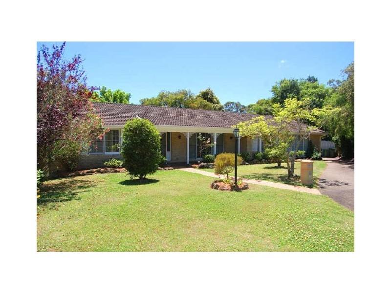 17 Aminya Place, St Ives NSW 2075