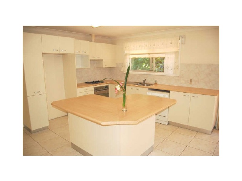 17 Aminya Place, St Ives NSW 2075