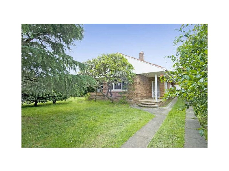 25 Kanoona Avenue, St Ives NSW 2075