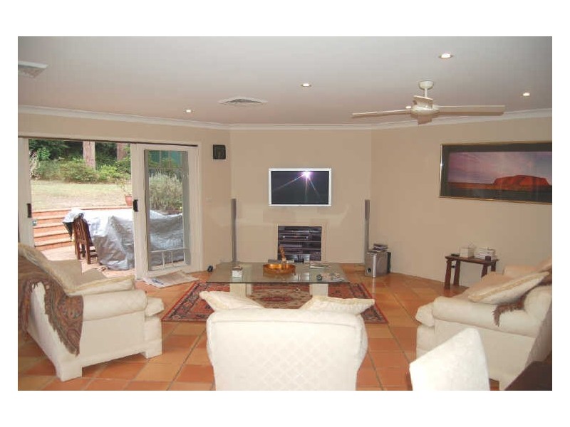 28 Kelvin Road, St Ives NSW 2075