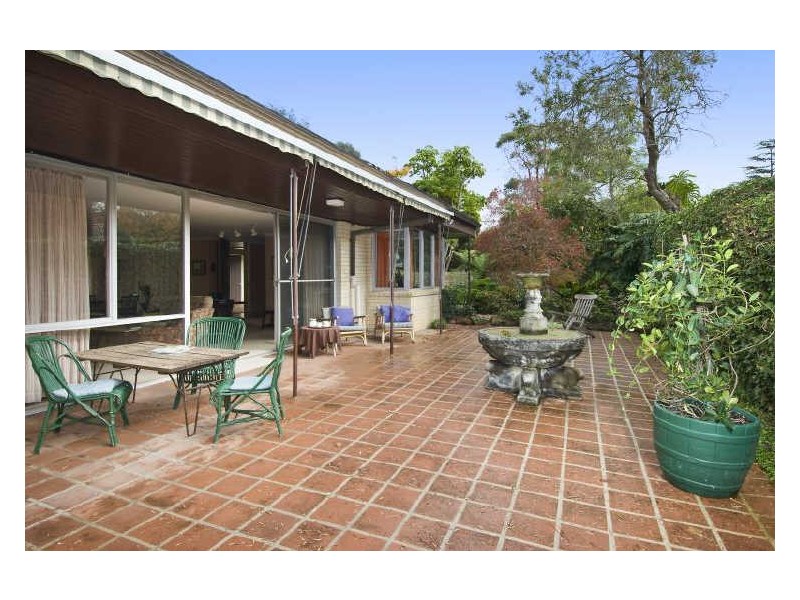27 Collins Road, St Ives NSW 2075
