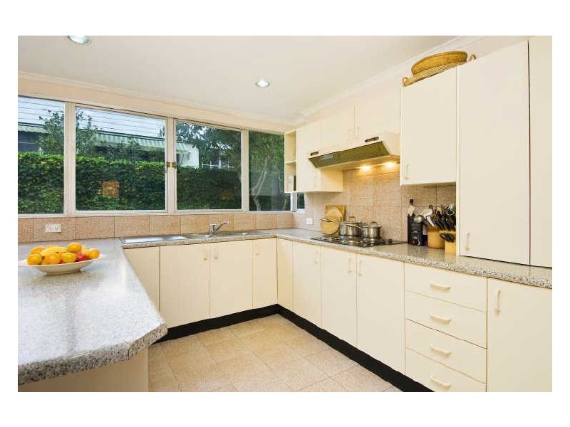 27 Collins Road, St Ives NSW 2075