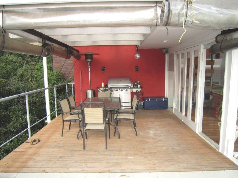 32 Melaleuca Drive, St Ives NSW 2075