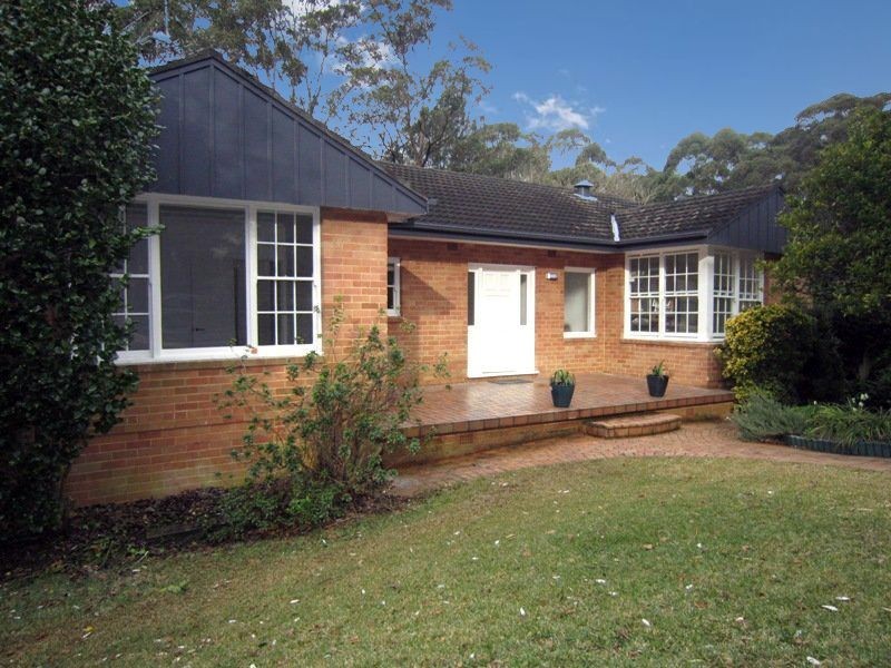 10 Dorset Drive (Off Shinfield Av, St Ives NSW 2075