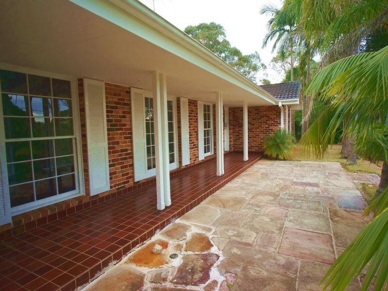 16 Brallas Avenue, St Ives NSW 2075