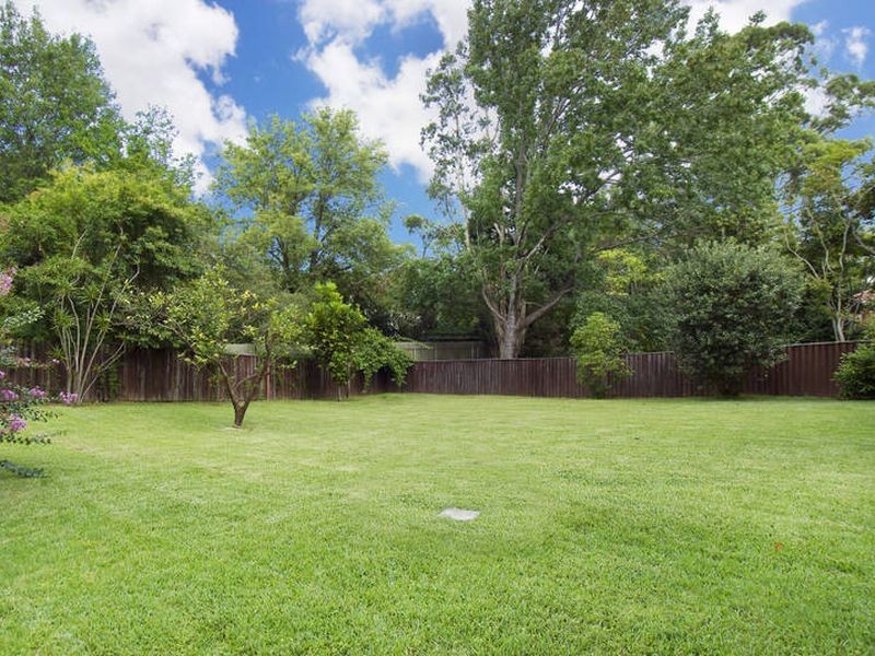 12 Horace St, St Ives NSW 2075