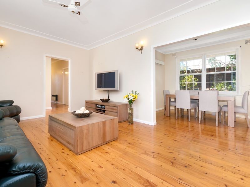 95 Warrimoo Avenue, St Ives NSW 2075