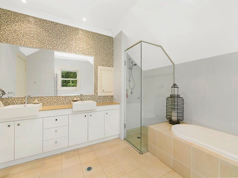 60a Collins Road, St Ives NSW 2075