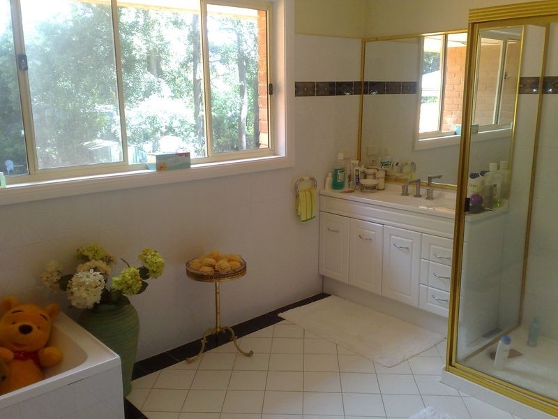 16 Banool Avenue, St Ives NSW 2075