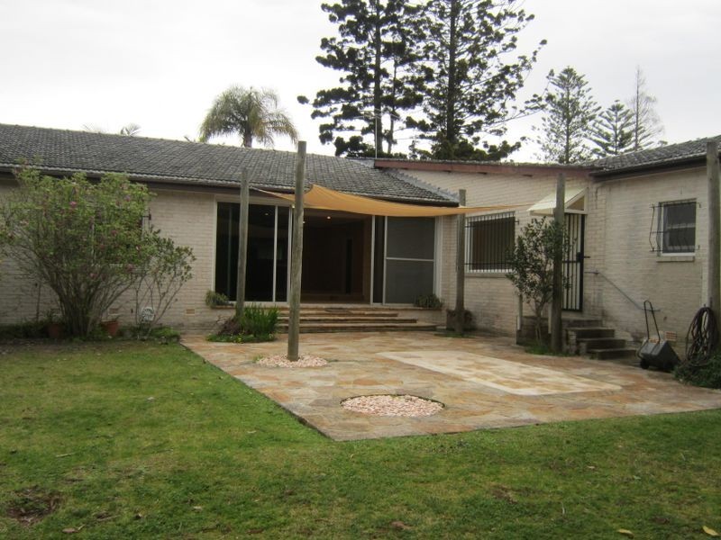 64 Douglas Street, St Ives NSW 2075