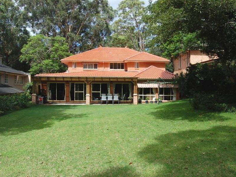 16 Banool AVenue, St Ives NSW 2075