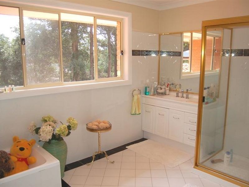 16 Banool AVenue, St Ives NSW 2075