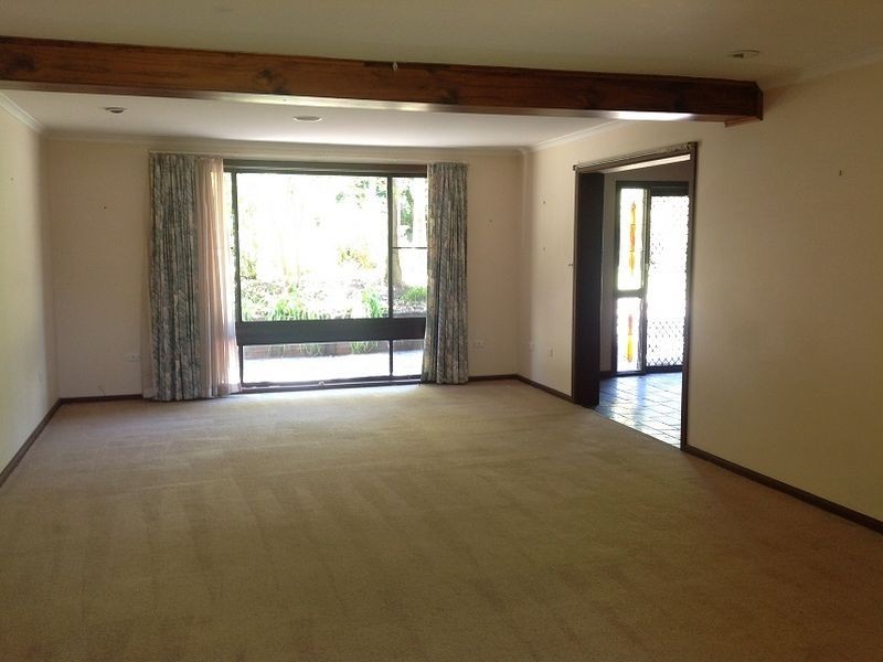 9 Barra Brui Crescent, St Ives NSW 2075