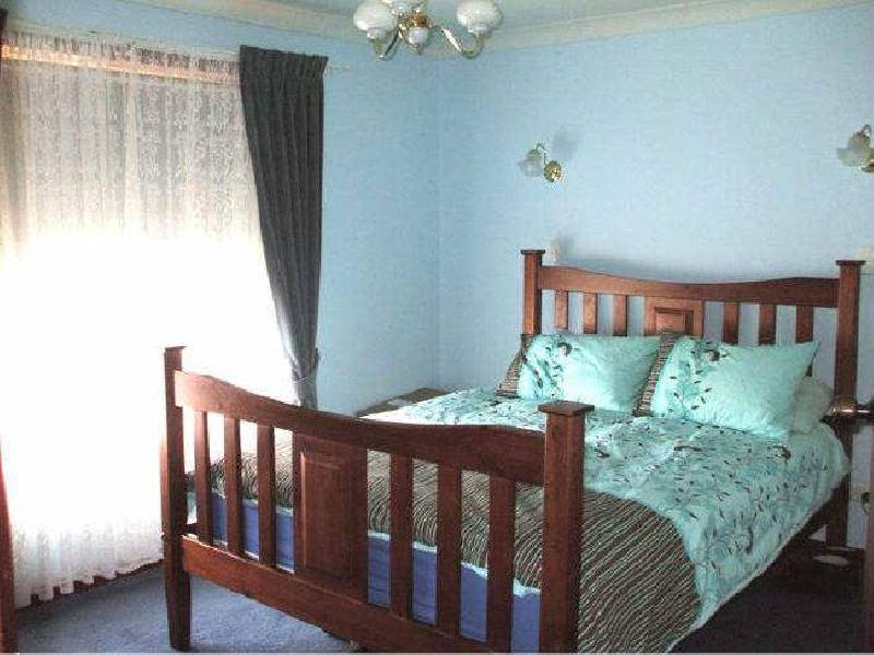 4 Anstey Terrace, Coobowie SA 5583