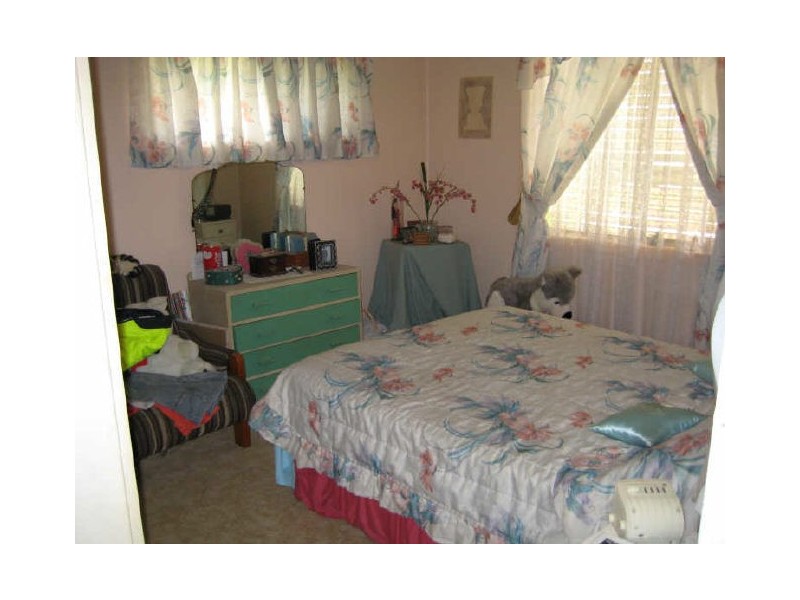 286 Elizabeth Ave, Clontarf QLD 4019