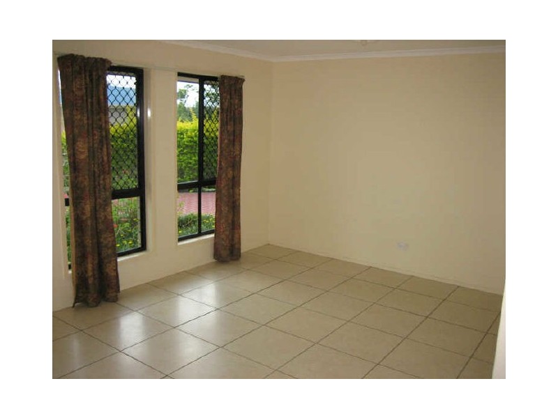 8 Oyster Court, Deception Bay QLD 4508