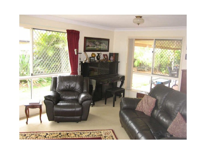 5 Mitchell Court, Rothwell QLD 4022