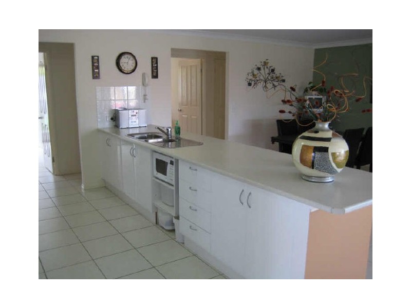 1 Pauline Court, Deception Bay QLD 4508