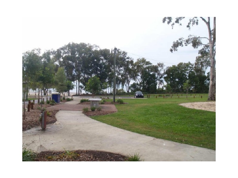 32 Sampson Street, Deception Bay QLD 4508