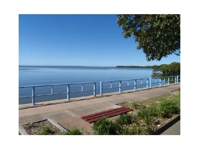 93 Esplanade North, Deception Bay QLD 4508