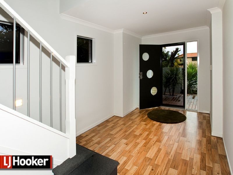 6 Osborne Tce, Deception Bay QLD 4508