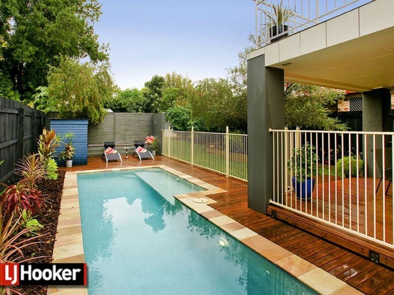 6 Osborne Tce, Deception Bay QLD 4508