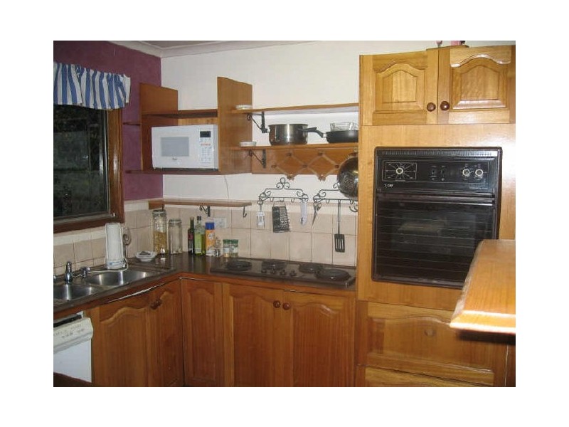 32 Sampson Street, Deception Bay QLD 4508