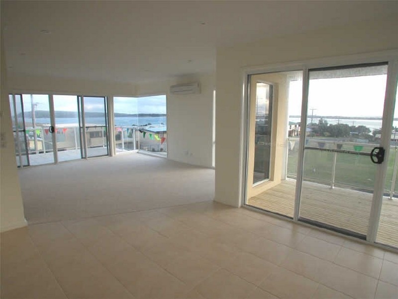 1/33 Shetland Heights Road, San Remo VIC 3925