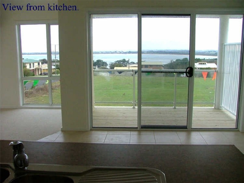 1/33 Shetland Heights Road, San Remo VIC 3925