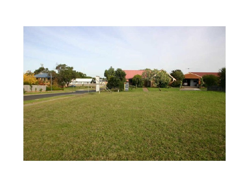 2 Acacia Close, Cowes VIC 3922