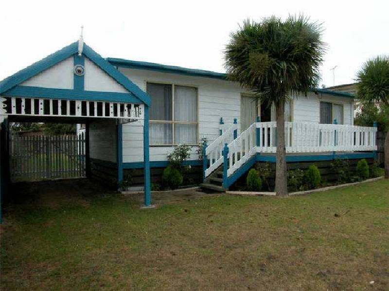 25 Surfers Drive, Cape Woolamai VIC 3925
