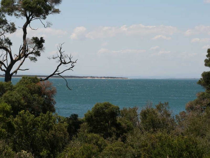 1 Bella Vista Road, Cowes VIC 3922