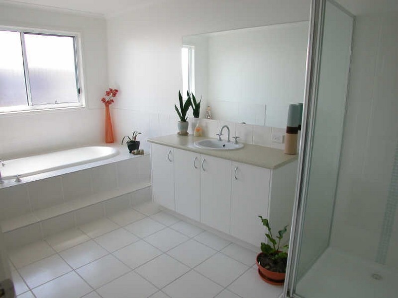 12 Anthony Court, Cowes VIC 3922