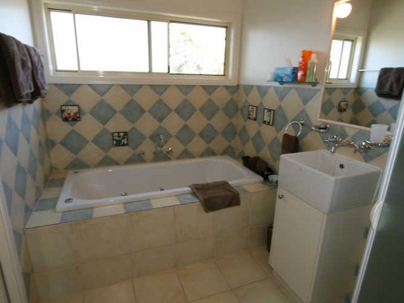 37 Chapel Street, Cowes VIC 3922