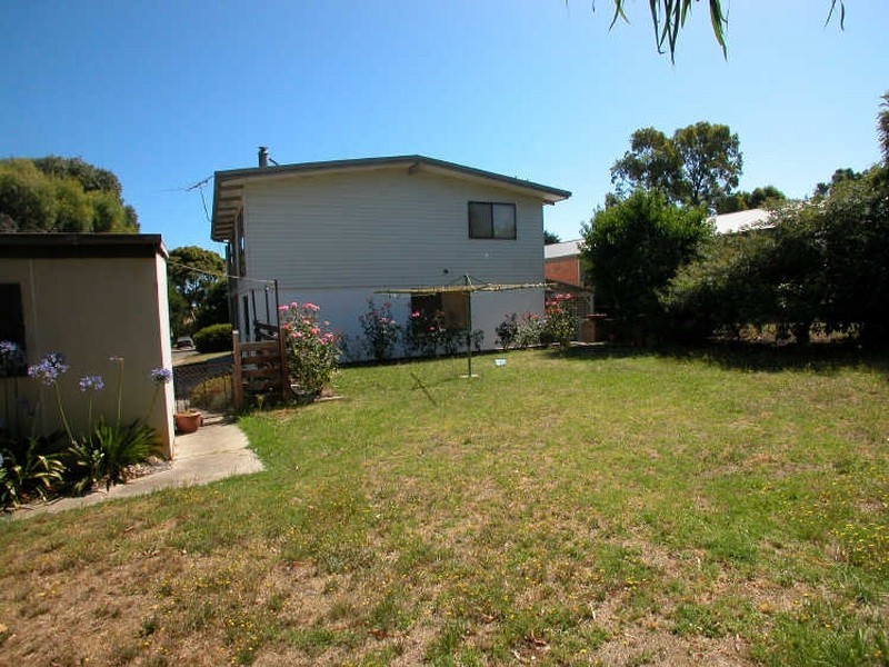 7 Hastings Street, Rhyll VIC 3923